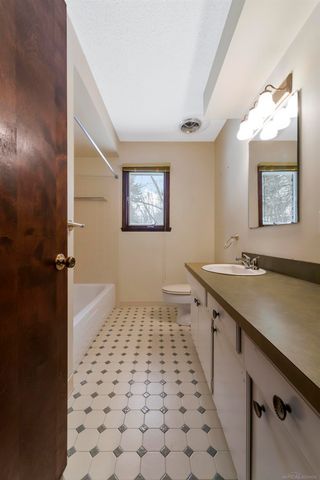 5033 Lockwood Drive, Washington Twp, MI 48094