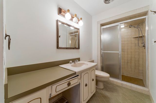 5033 Lockwood Drive, Washington Twp, MI 48094