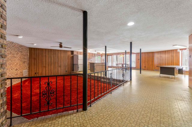 5033 Lockwood Drive, Washington Twp, MI 48094