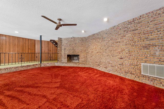 5033 Lockwood Drive, Washington Twp, MI 48094