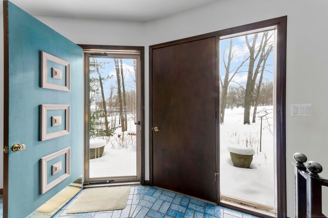 5033 Lockwood Drive, Washington Twp, MI 48094