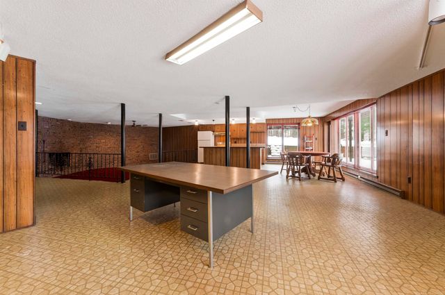 5033 Lockwood Drive, Washington Twp, MI 48094