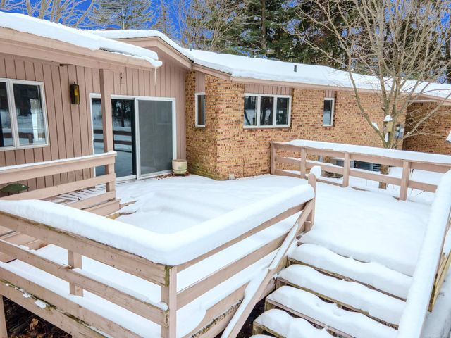 5033 Lockwood Drive, Washington Twp, MI 48094