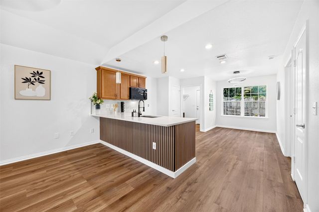 1302 Shearn Street, Houston, TX 77007