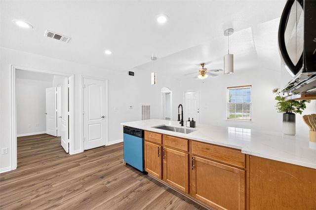 1302 Shearn Street, Houston, TX 77007