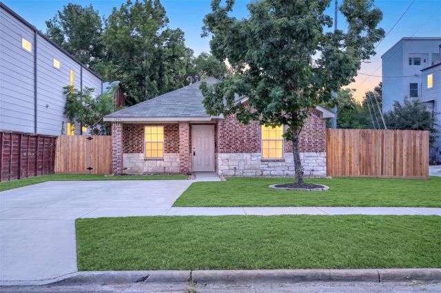 1302 Shearn Street, Houston, TX 77007