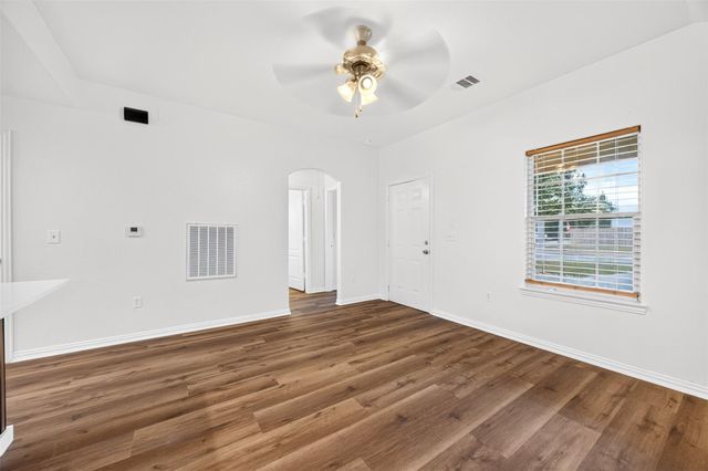 1302 Shearn Street, Houston, TX 77007