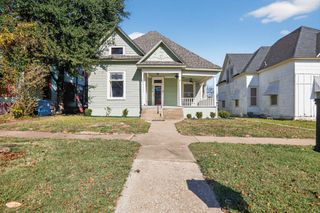 627 W Chestnut Street, Denison, TX 75020