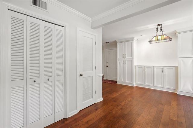 75 Montre NW Square, Atlanta, GA 30327