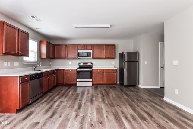 817 Leatherstone Lane, Fuquay Varina, NC 27526