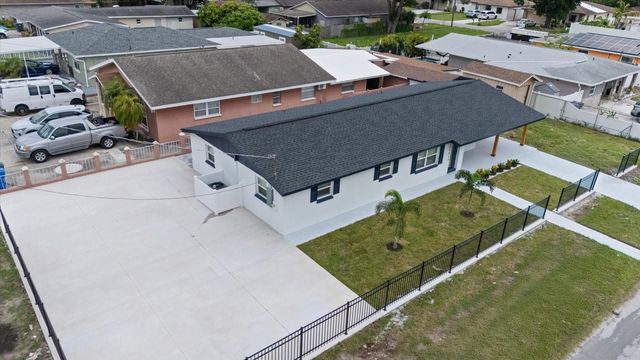 5824 N THATCHER AVENUE, Tampa, FL 33614
