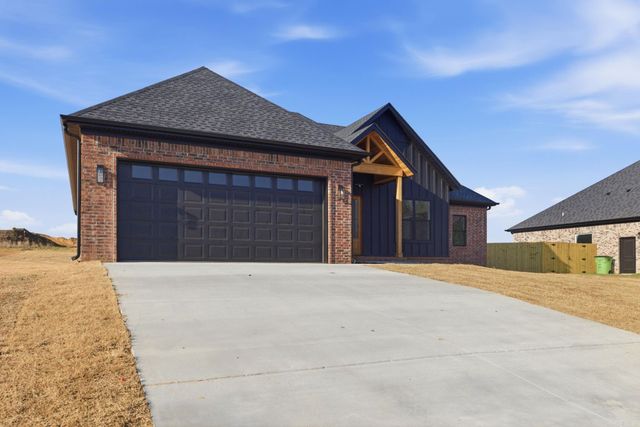 211 Michelle Drive, Beebe, AR 72012