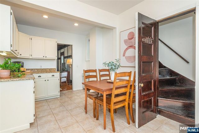 22 Arlington Avenue, Caldwell, NJ 07006