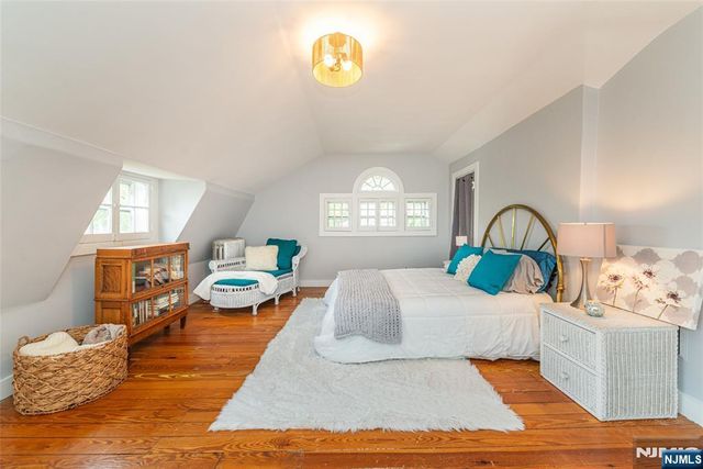 22 Arlington Avenue, Caldwell, NJ 07006