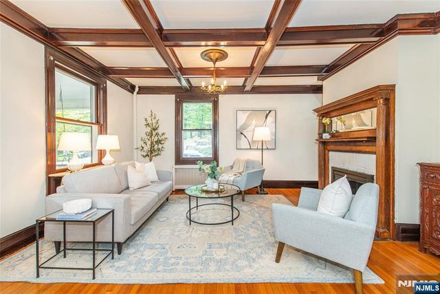 22 Arlington Avenue, Caldwell, NJ 07006