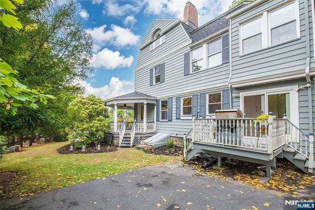 22 Arlington Avenue, Caldwell, NJ 07006
