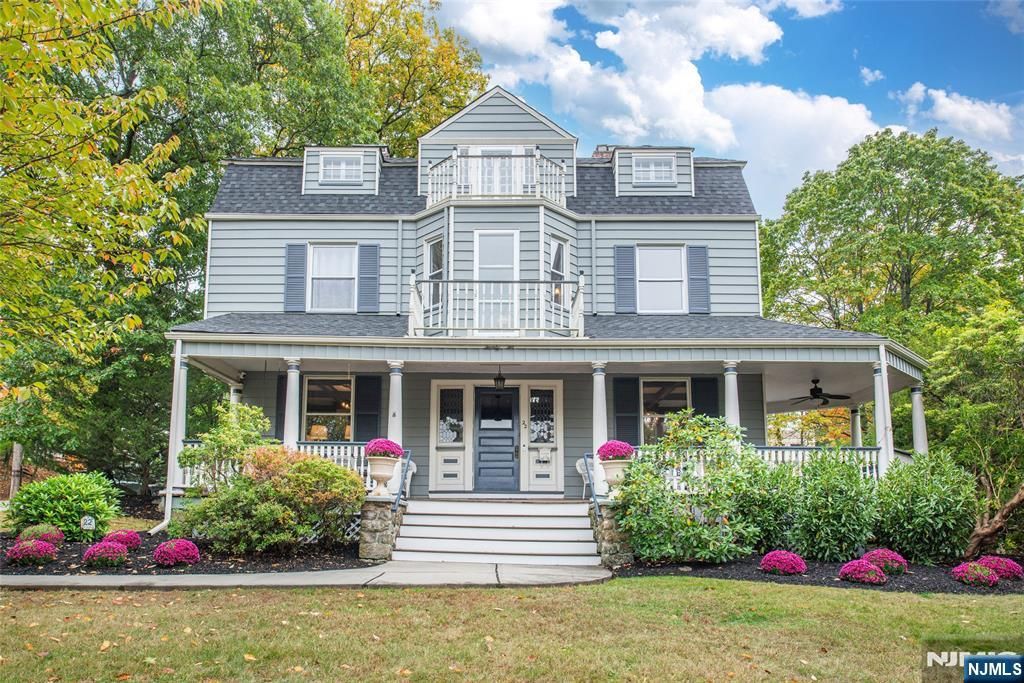 22 Arlington Avenue, Caldwell, NJ 07006