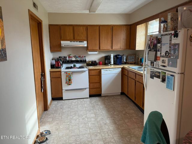 3707 Moss Lane, Louisville, TN 37777