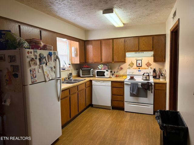 3707 Moss Lane, Louisville, TN 37777