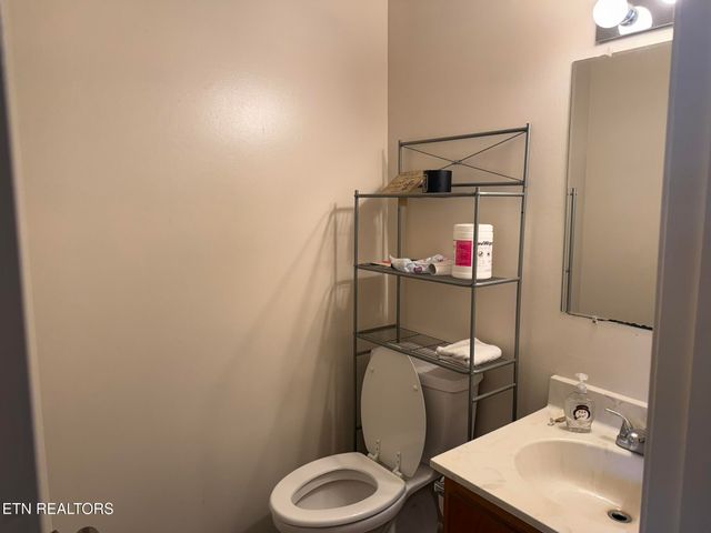 3707 Moss Lane, Louisville, TN 37777