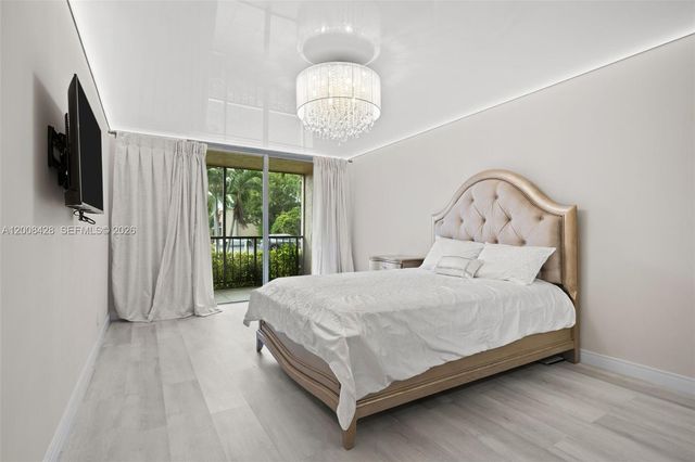 2001 Atlantic Shores Blvd 116, Hallandale Beach, FL 33009