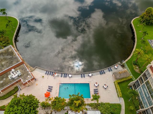 2001 Atlantic Shores Blvd 116, Hallandale Beach, FL 33009