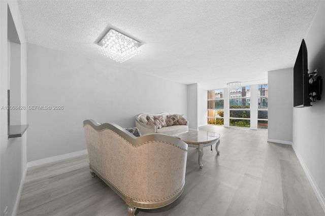 2001 Atlantic Shores Blvd 116, Hallandale Beach, FL 33009