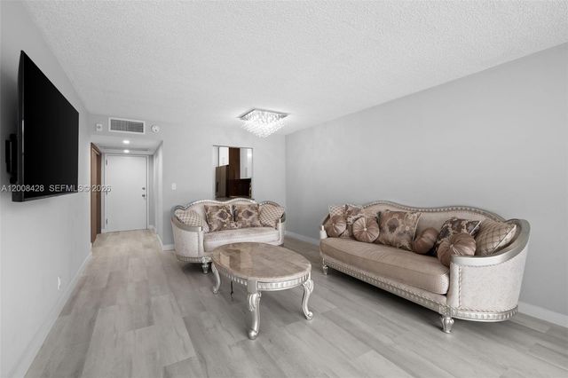 2001 Atlantic Shores Blvd 116, Hallandale Beach, FL 33009