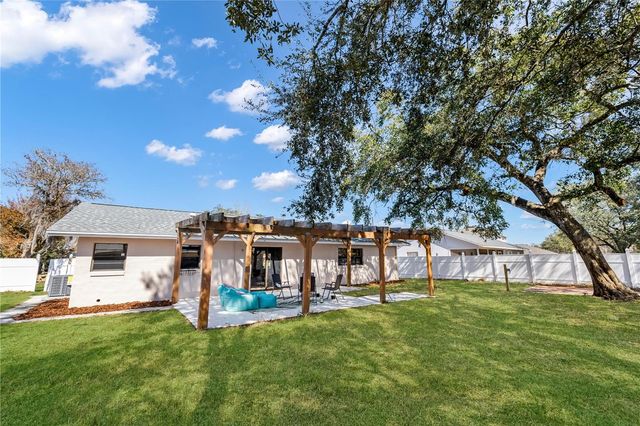 93 FREEPORT LANE, Palm Coast, FL 32137