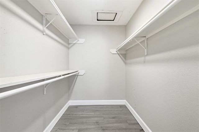 2750 Holly Hall Street 1711, Houston, TX 77054