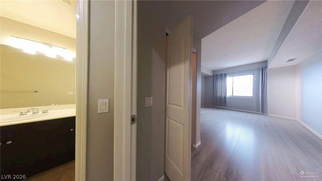 8255 Las Vegas Boulevard 1518, Las Vegas, NV 89123