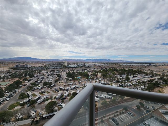 8255 Las Vegas Boulevard 1518, Las Vegas, NV 89123