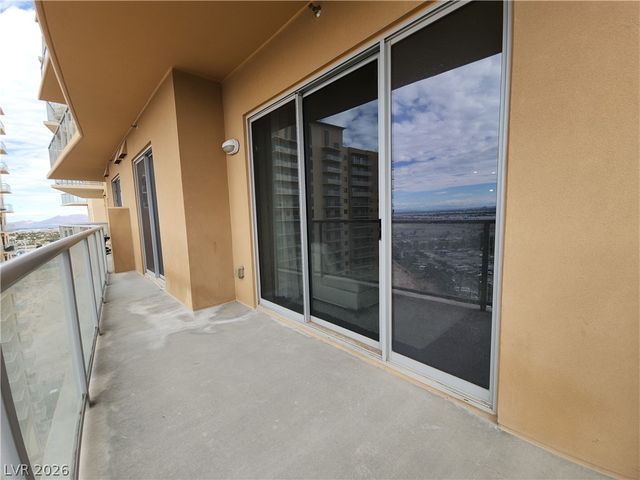 8255 Las Vegas Boulevard 1518, Las Vegas, NV 89123