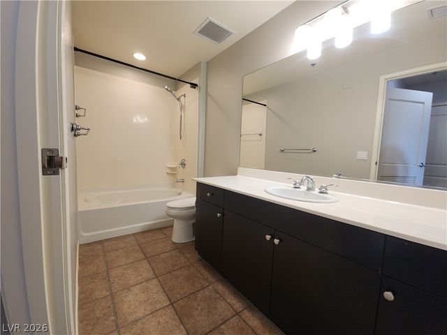 8255 Las Vegas Boulevard 1518, Las Vegas, NV 89123