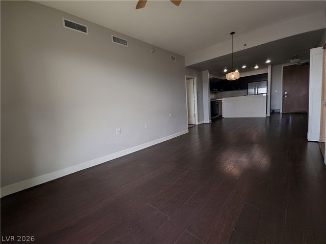 8255 Las Vegas Boulevard 1518, Las Vegas, NV 89123
