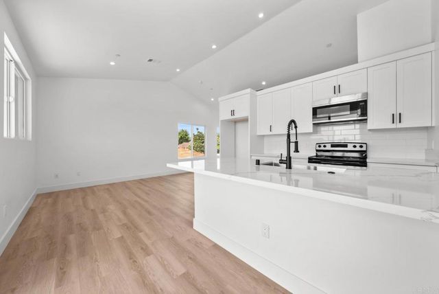 505 E 4th Street, National City, CA 91950