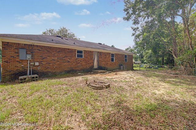 13 Pearl Court, Gulfport, MS 39503