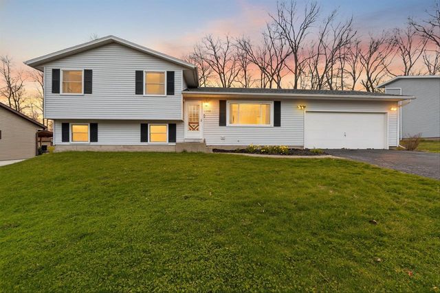310 Ash Street, Oregon, WI 53575