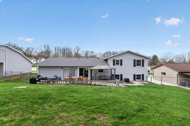 310 Ash Street, Oregon, WI 53575