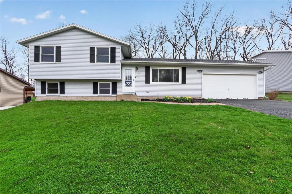 310 Ash Street, Oregon, WI 53575
