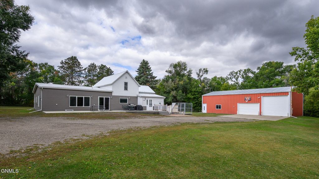 14402 41st Street NE, Baldwin, ND 58521 photo 4