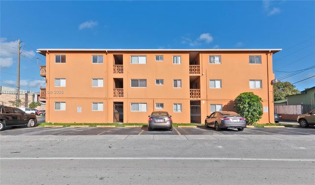 2330 NW 11th Street 46, Miami, FL 33125