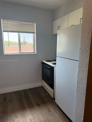 2330 NW 11th Street 46, Miami, FL 33125