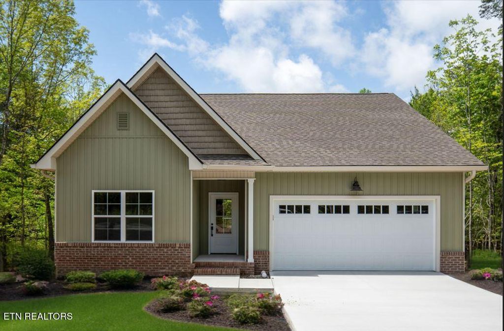 120 Hawes Circle, Crossville, TN 38558