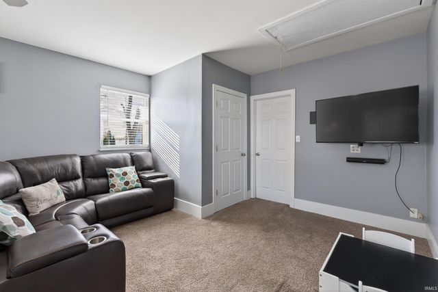 1439 Logan Street, Auburn, IN 46706