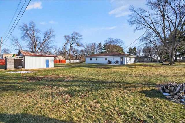 1439 Logan Street, Auburn, IN 46706