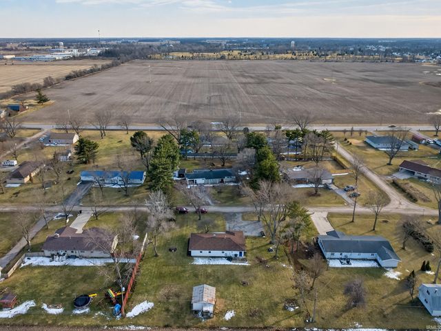 1439 Logan Street, Auburn, IN 46706