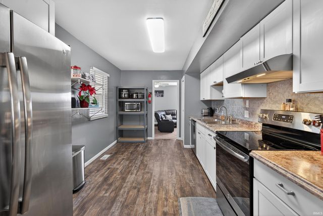 1439 Logan Street, Auburn, IN 46706