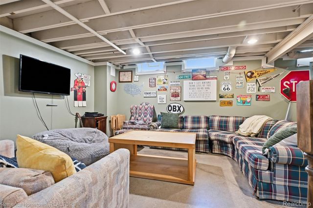 45870 Turtlehead Drive, Plymouth Charter Township, MI 48170
