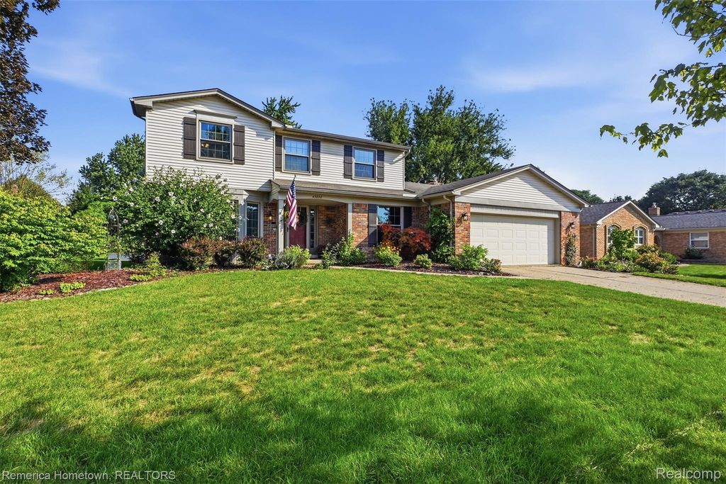 45870 Turtlehead Drive, Plymouth Charter Township, MI 48170